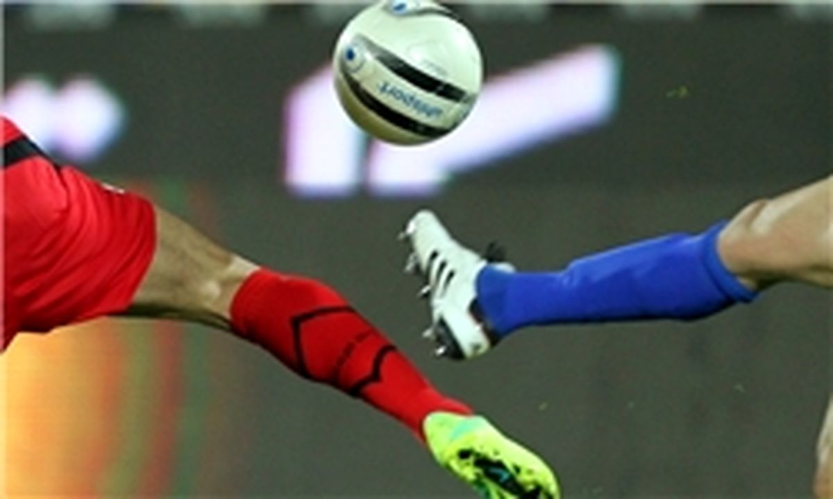 درگیری بین بازیکنان و داوری با حضور پرسپولیس