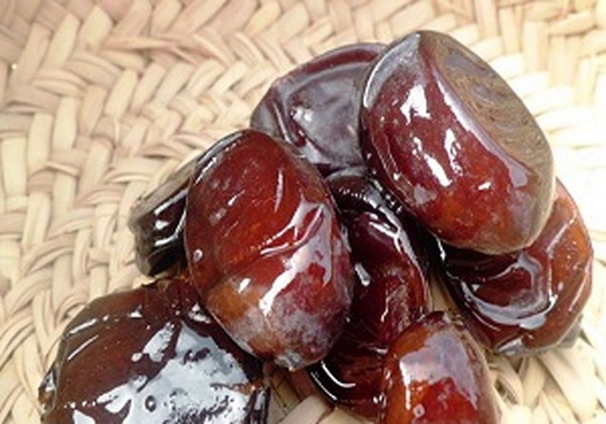 برای درمان خواب آلودگی بهار خرمابخورید