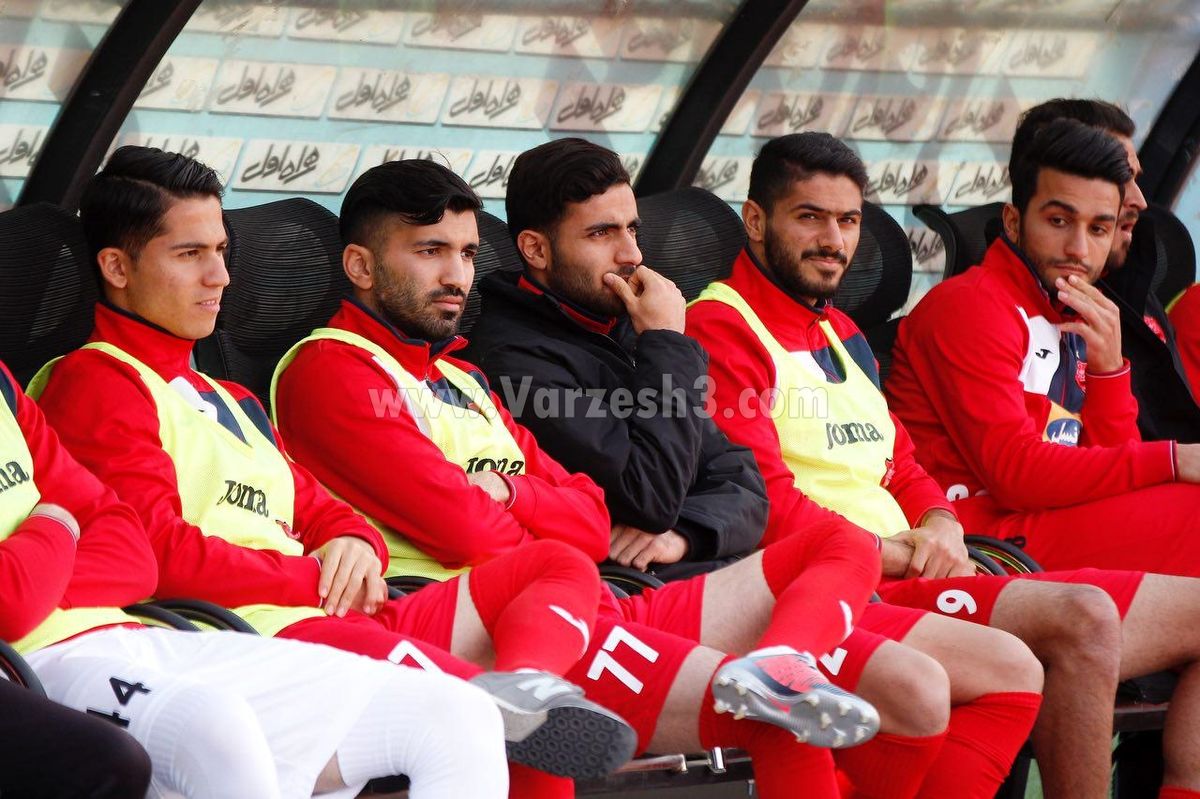 نیمکت‌نشینی مزد گلزن دو هفته اخیر پرسپولیس بود