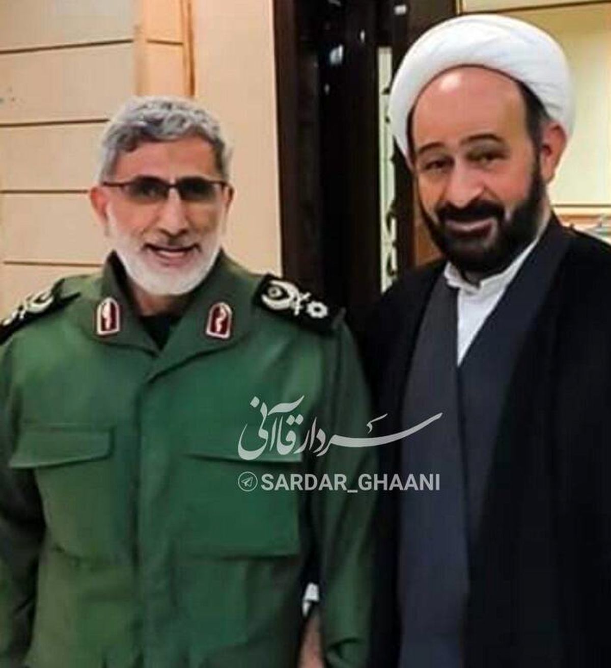 سردار قاآنی در کنار مرد ۱۰ میلیون دلاری