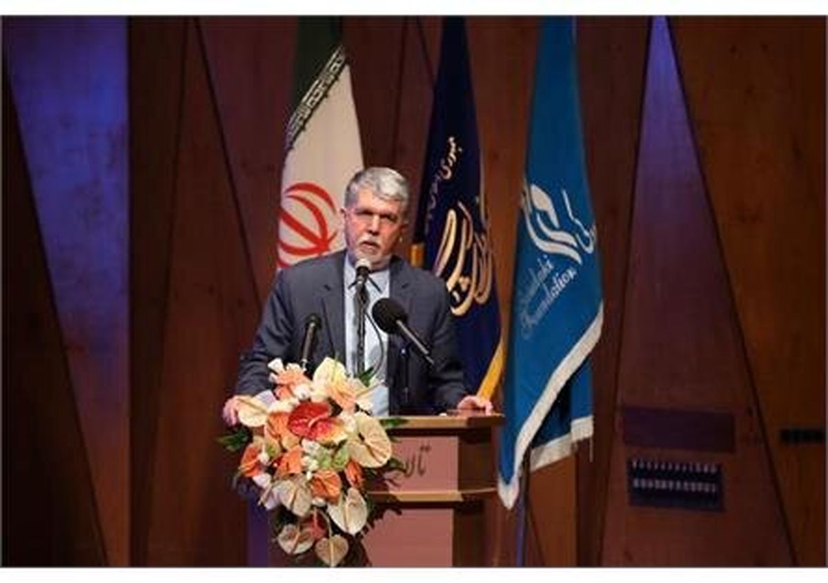 شهید سلیمانی با شکوه زیست، با شکوه رفت و باشکوه خواهد ماند
