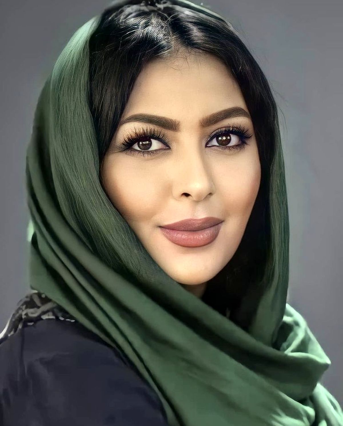 پریسا گلدوست با ظاهری ساده + عکس
