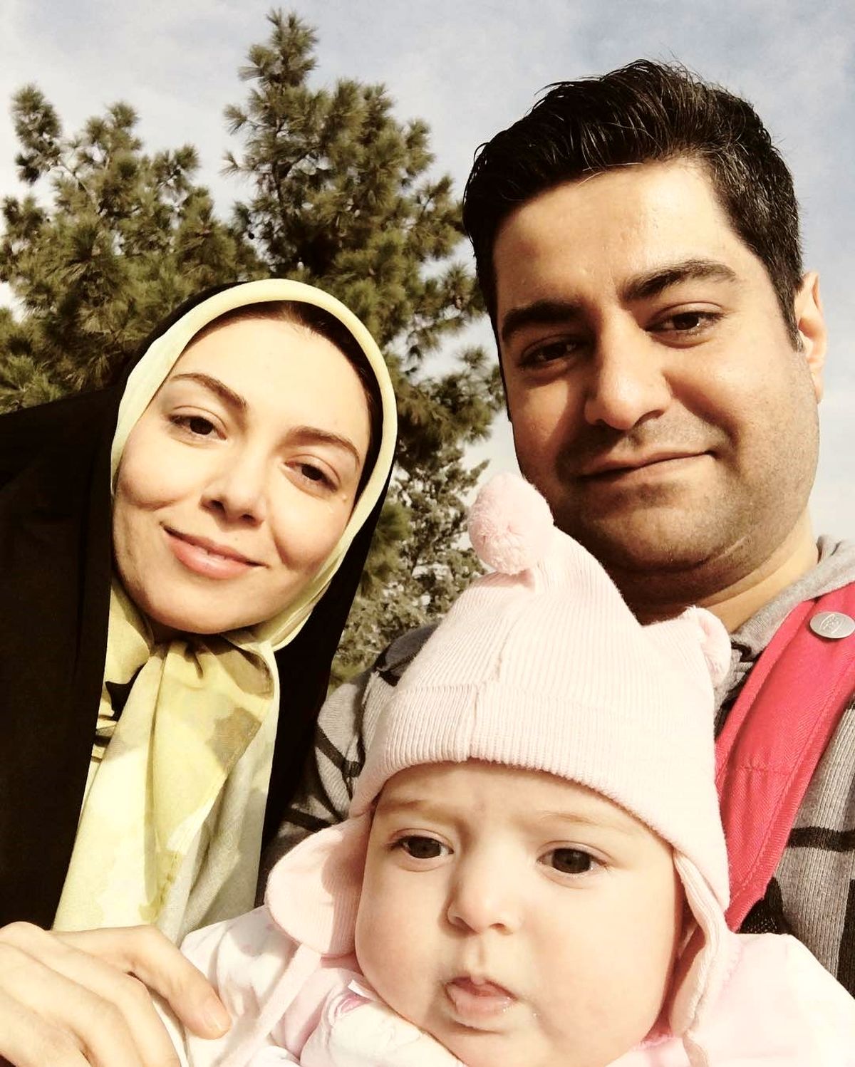 عکس آزاده نامداری و همسر و دختر تپلی اش