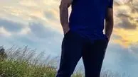 بابک جهانبخش در کنار دریایی که دیگر برایش زیبایی ندارد