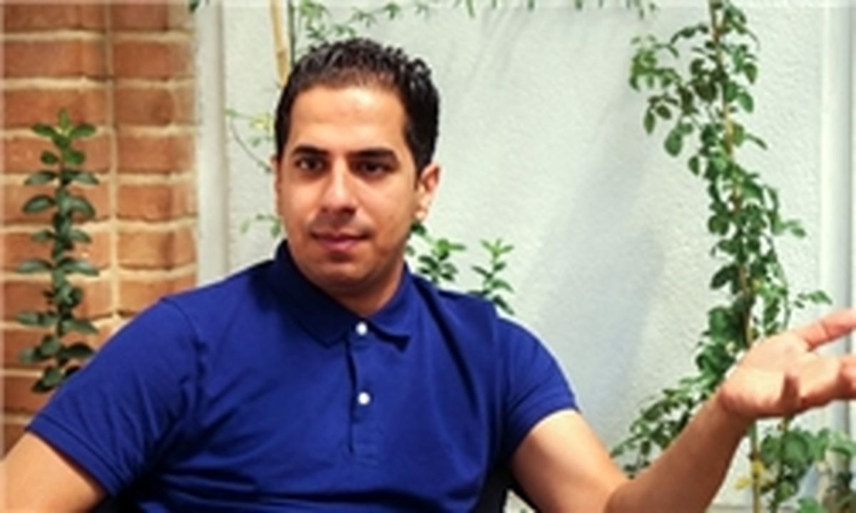 پدیده خندوانه از دوران مسافر کشی خود میگوید