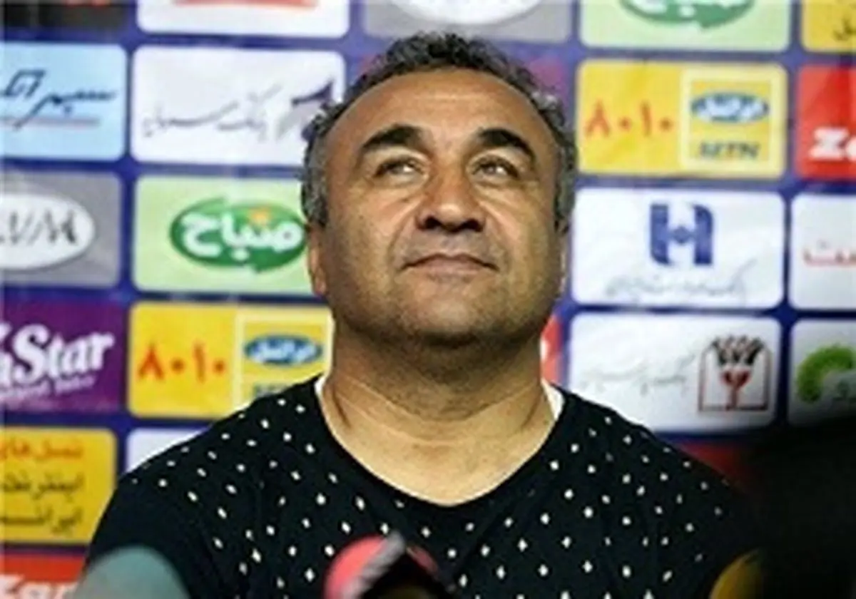 سرمربی نفت آبادان برکنار شد