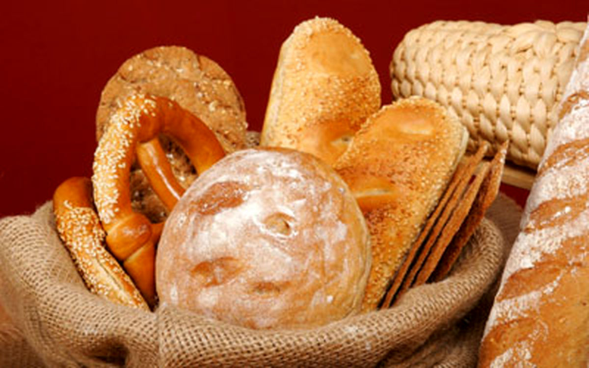نان را در یخچال نگه داریم یا فریزر؟
