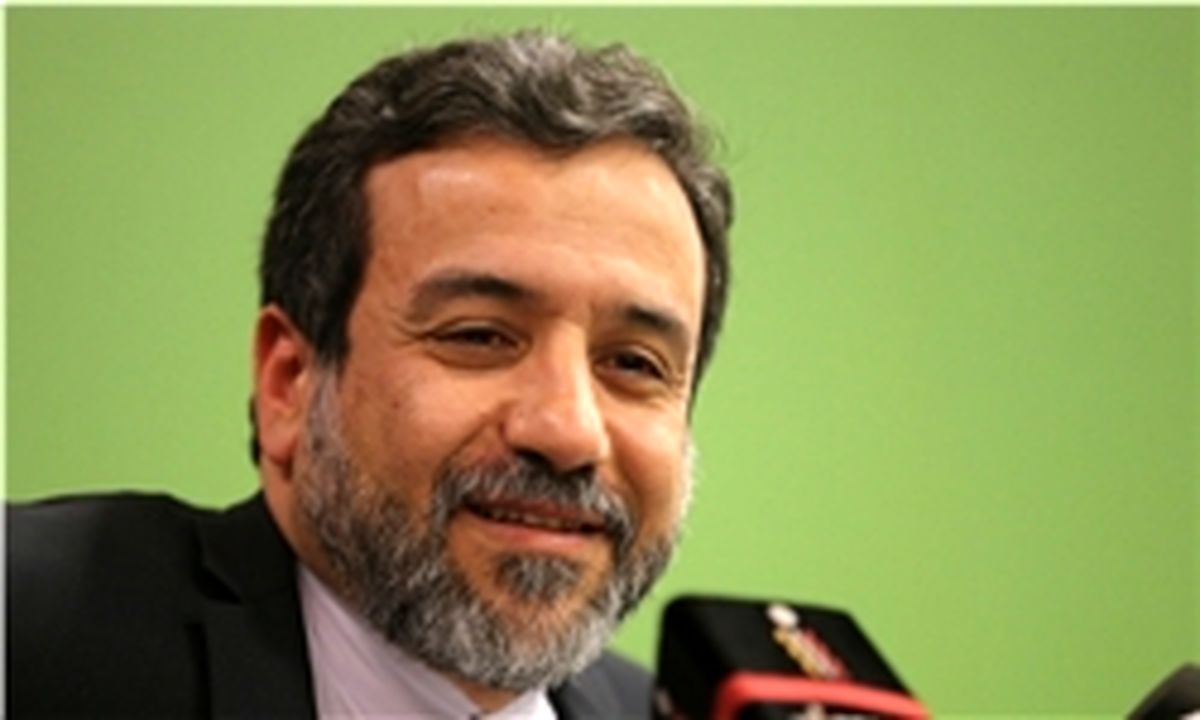 عراقچی: پذیرش پروتکل الحاقی روی میز است