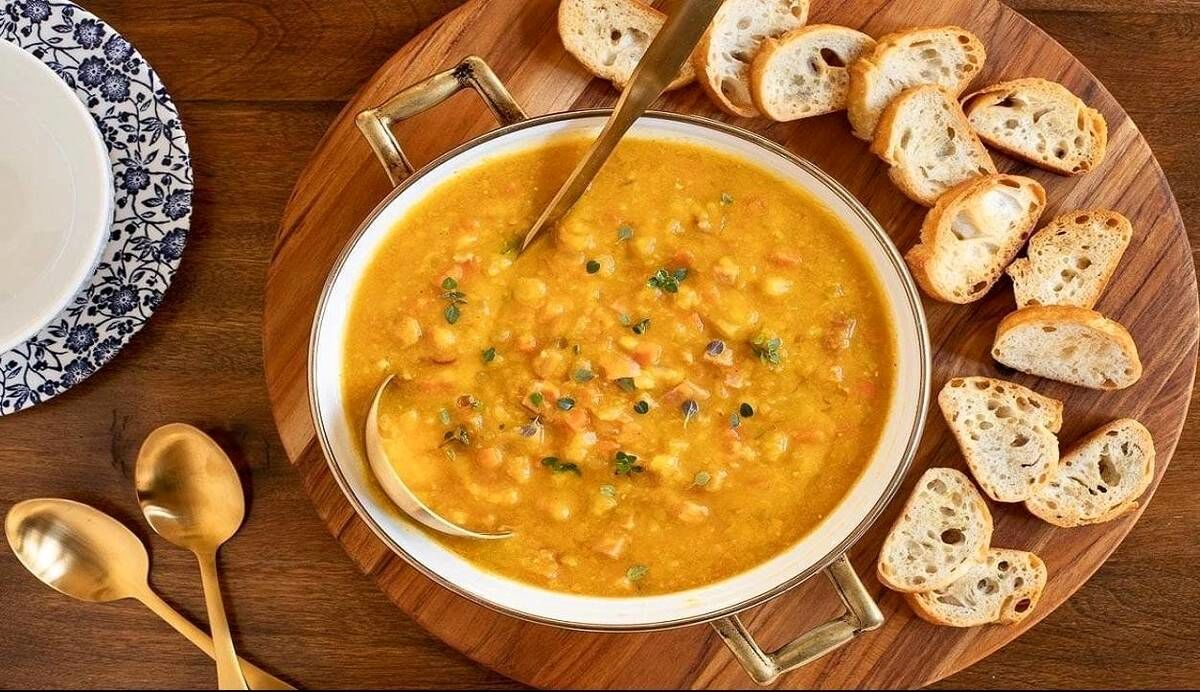 سوپ جوجه و ذرت درمانی موثر برای سرماخوردگی کودکان و بزرگسالان