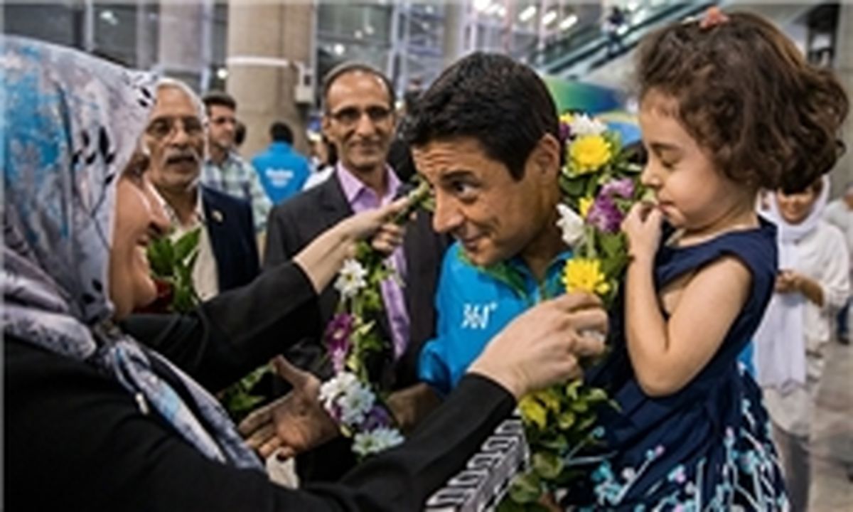 سقف آرزوهای فغانی از زبان خودش