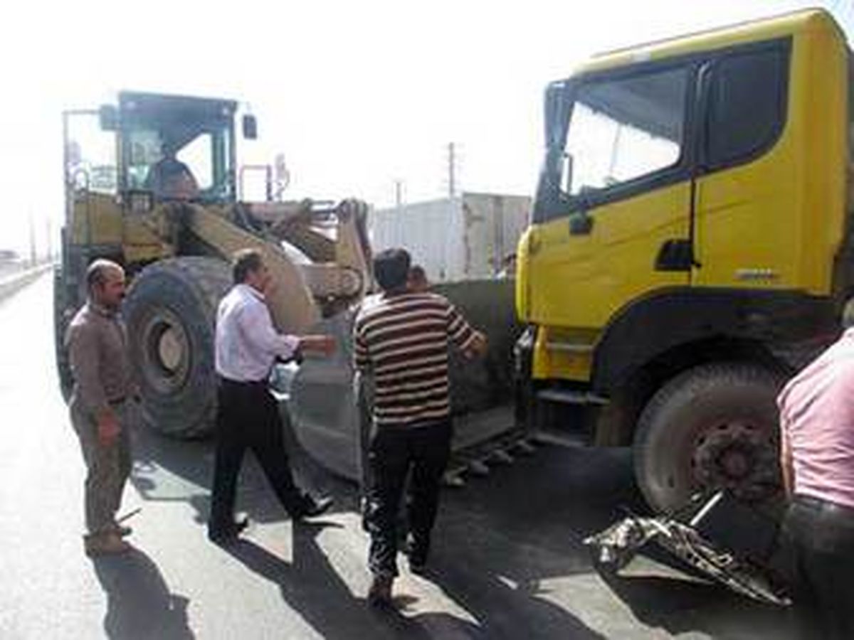 چپ برای کامیون جان 3 جوان 19 تا 25 ساله را گرفت