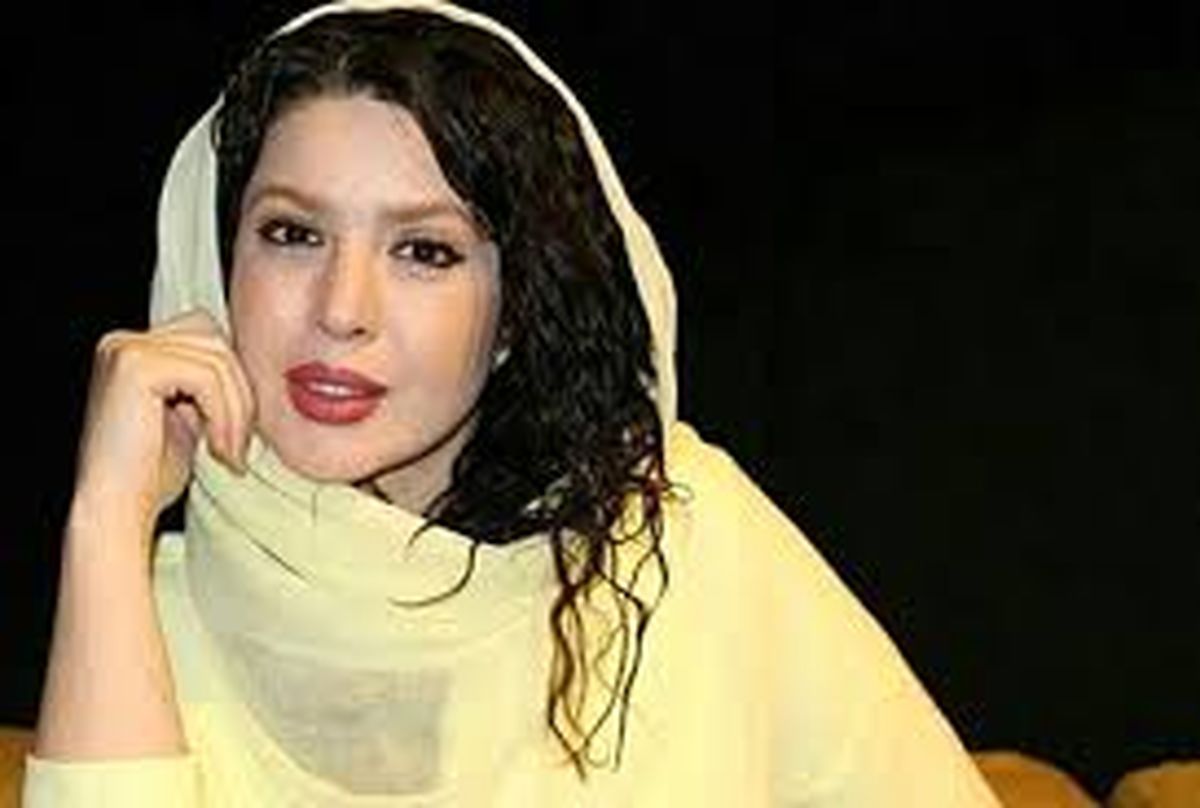عکس هنری نازنین کریمی در کنار دریا