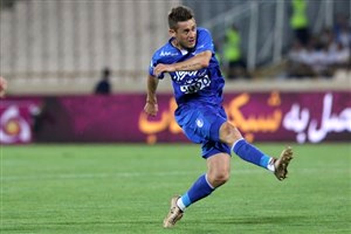 ستاره استقلال ایران را ترک می‌کند!