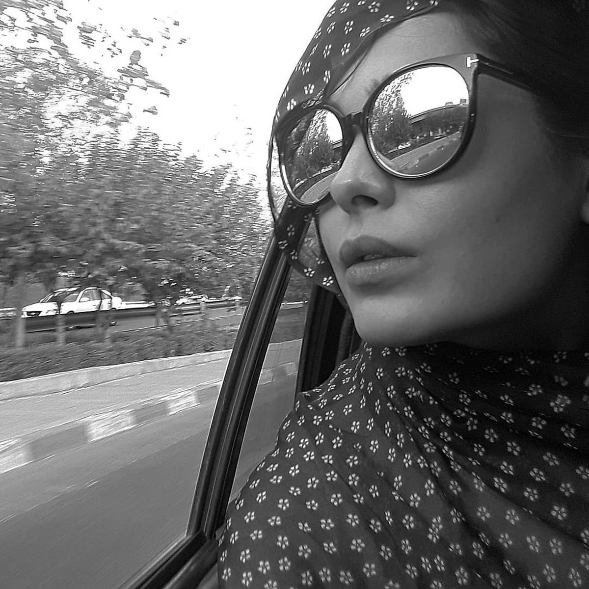 سانیا سالاری با تیپ گلگلی اش+عکس