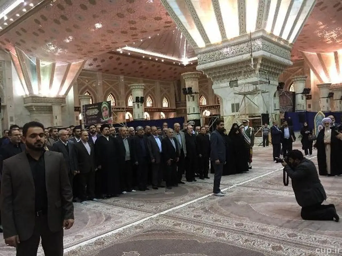 حضور تاج در مرقد امام خمینی (ره)