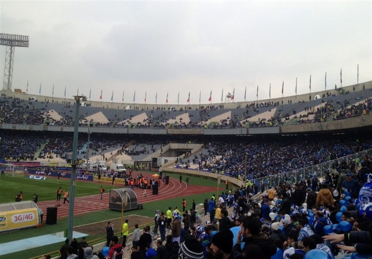 رایزنی باشگاه استقلال با پرسپولیس برای جلوگیری از خالی ماندن سکوها