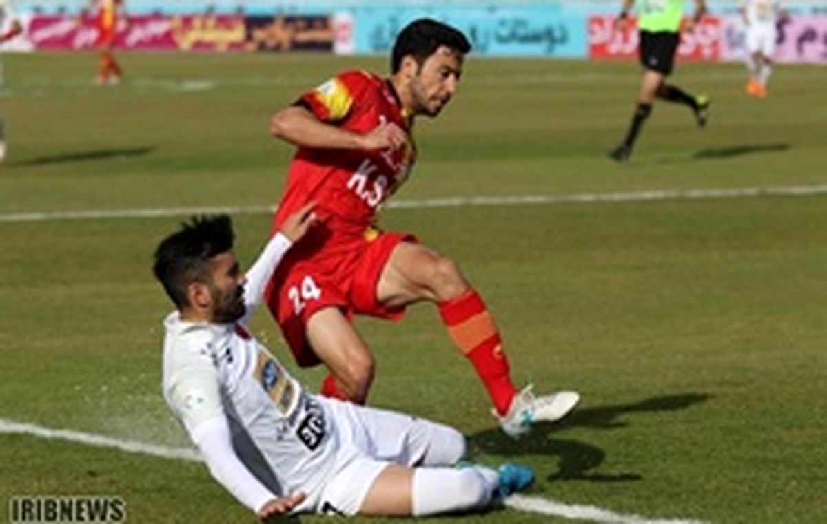 خطر سقوط بیخ گوش پدیده