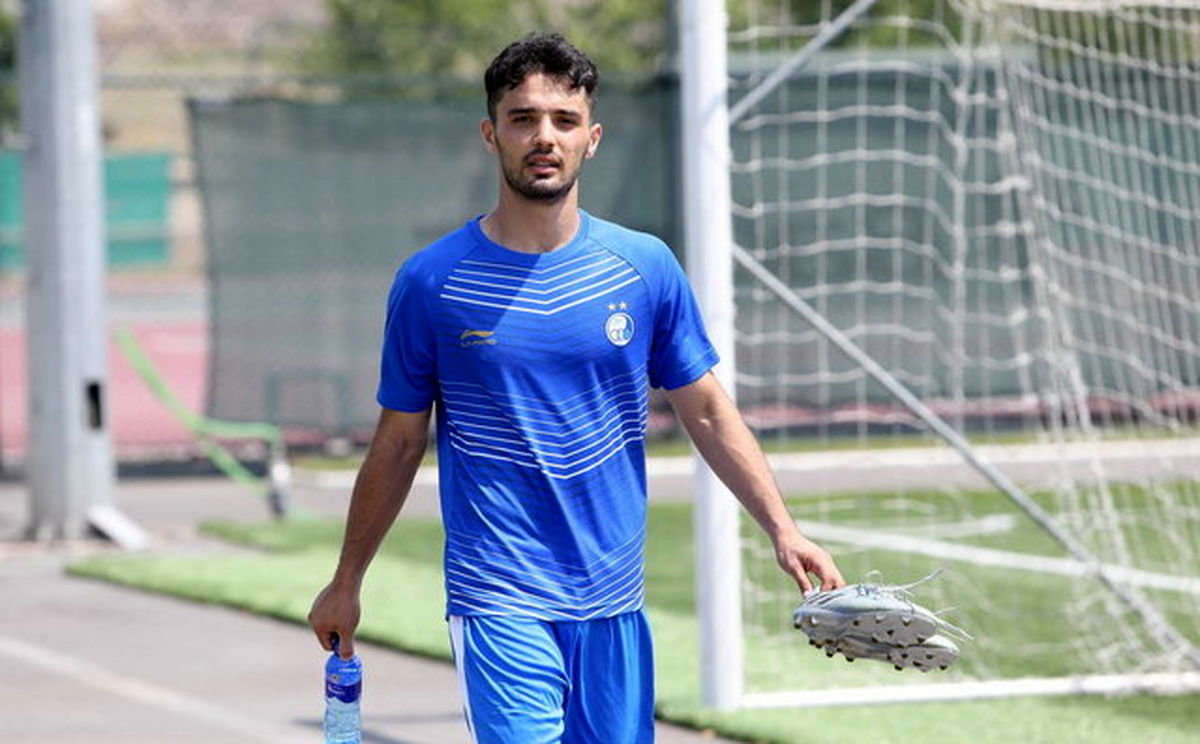 هافبک استقلال با قراردادی 2 ساله راهی شارلوا شد