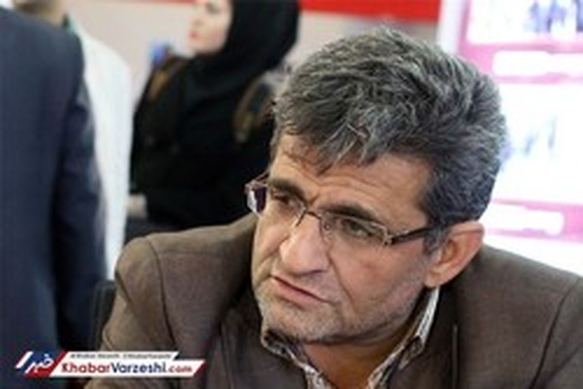 مگر غیر از این است که فدراسیون اصفهانی است؟!