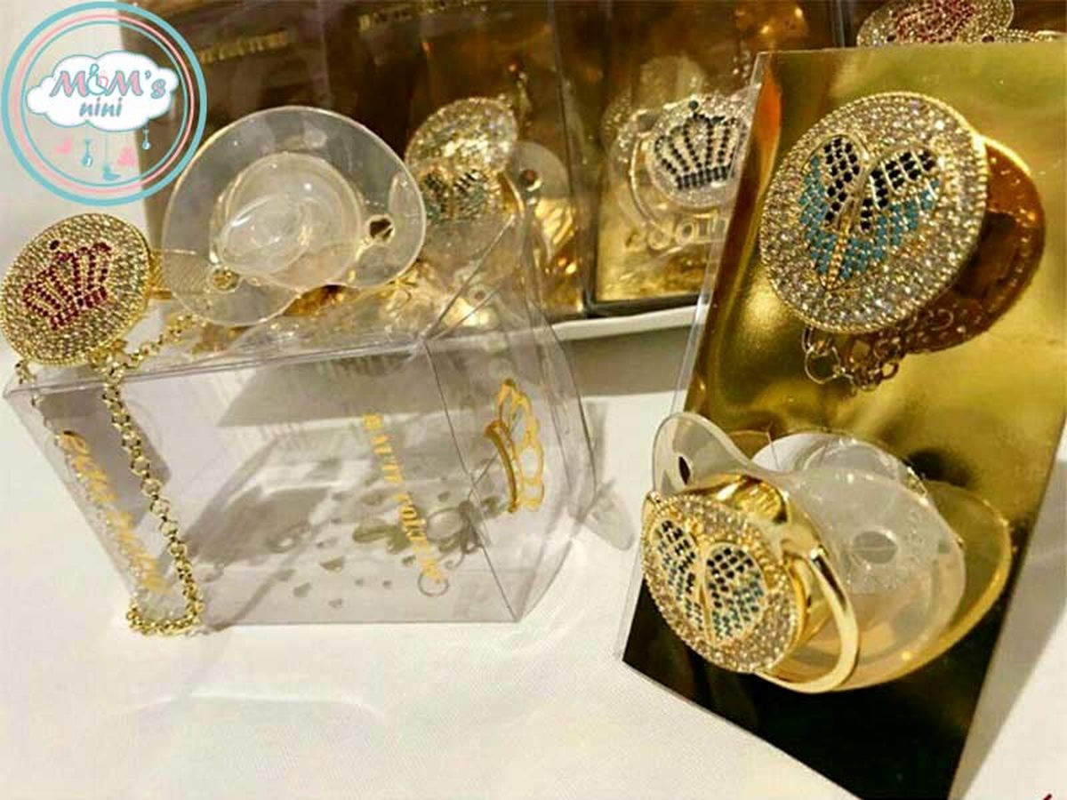 «پستونک طلا» در دهان نوزادان لاکچری+عکس