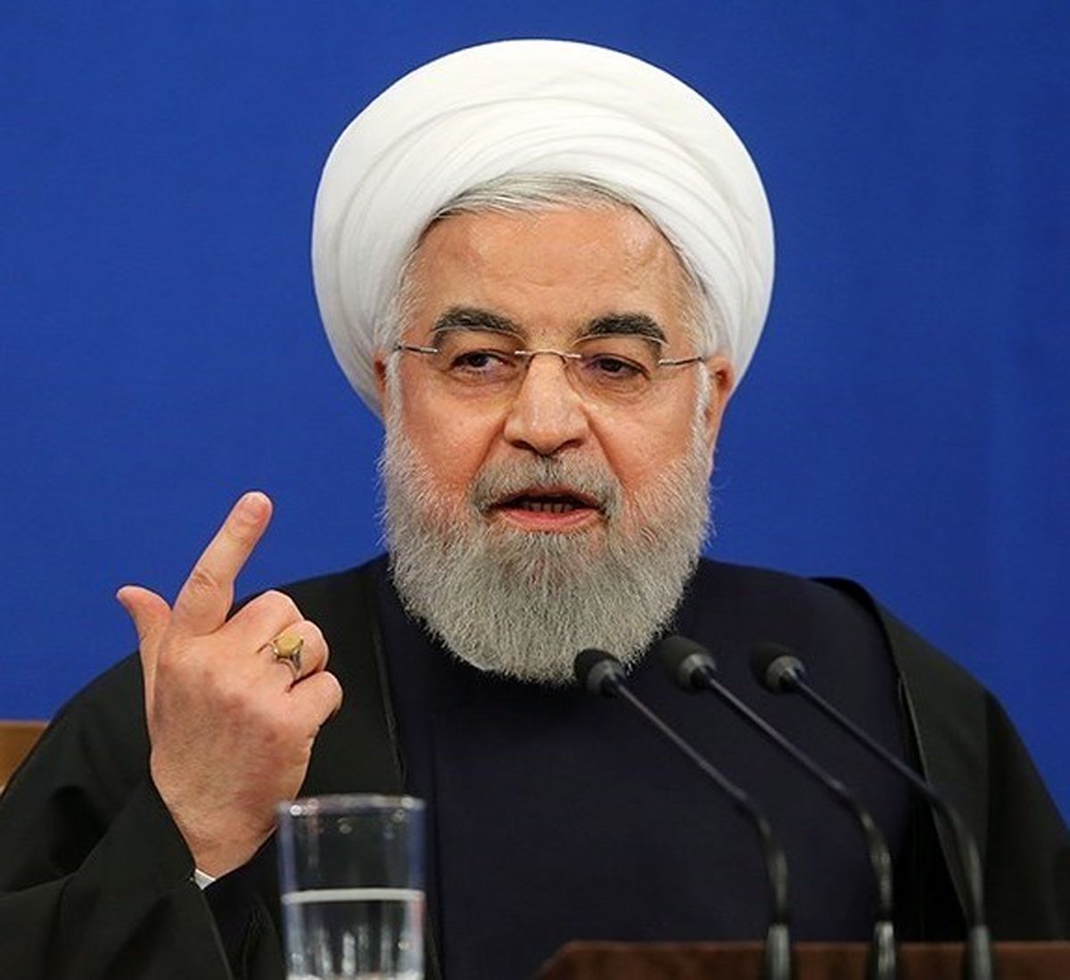 روحانی: اقتصاد کشور تحت مدیریت قرار دارد