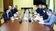 خروج طالبان از لیست سیاه بستگی به نتیجه مذاکرات صلح دارد