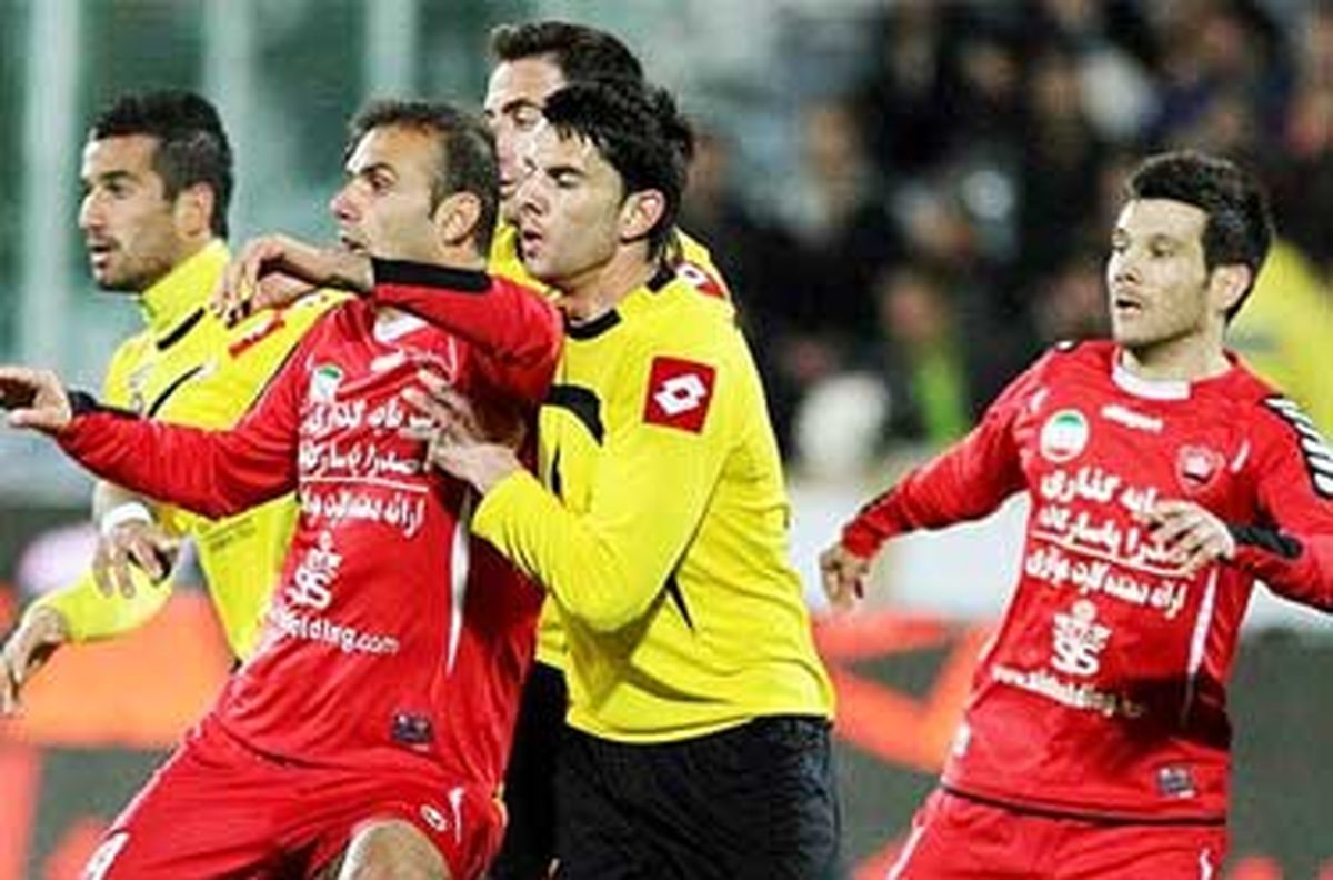 باشگاه سپاهان از پرسپولیس شکایت کرد