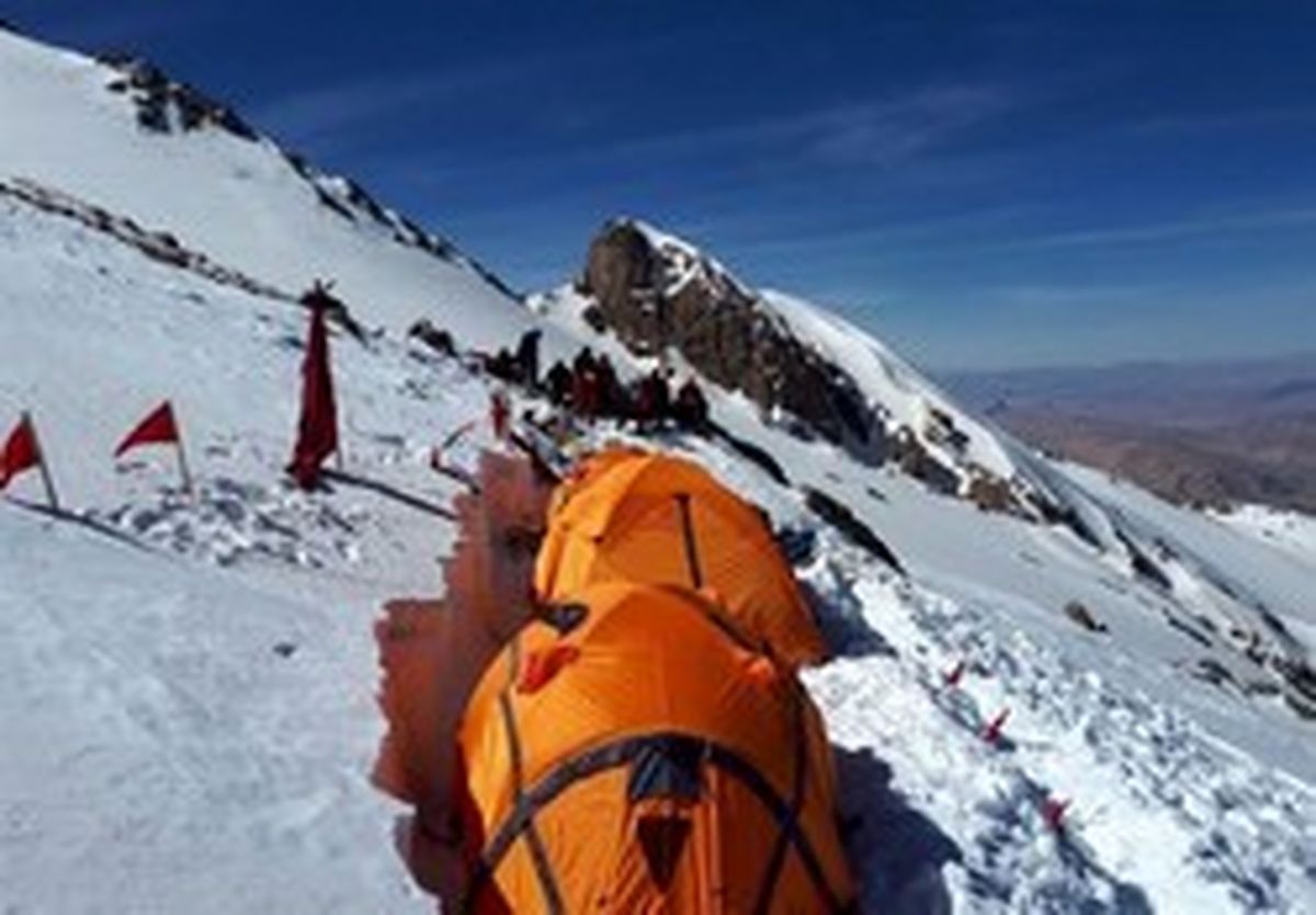 بقایای پیکر جانباختگان ATR به پزشکی قانونی منتقل شد