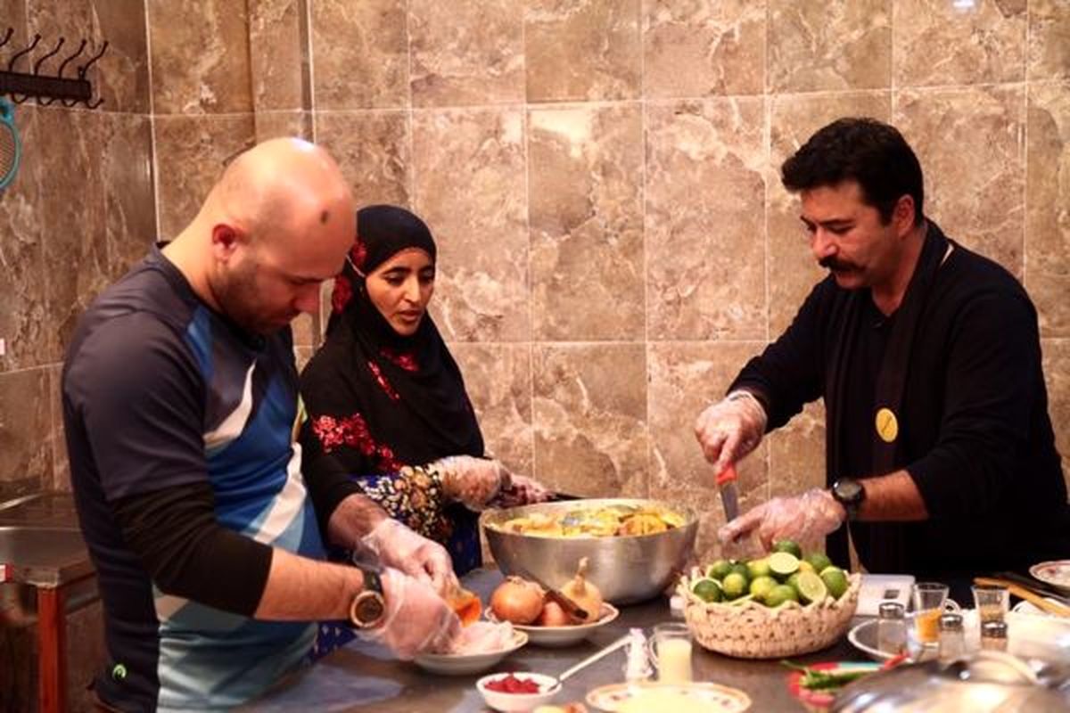 حضور آقای بازیگر در آشپزخانه رستوران های قشم + عکس