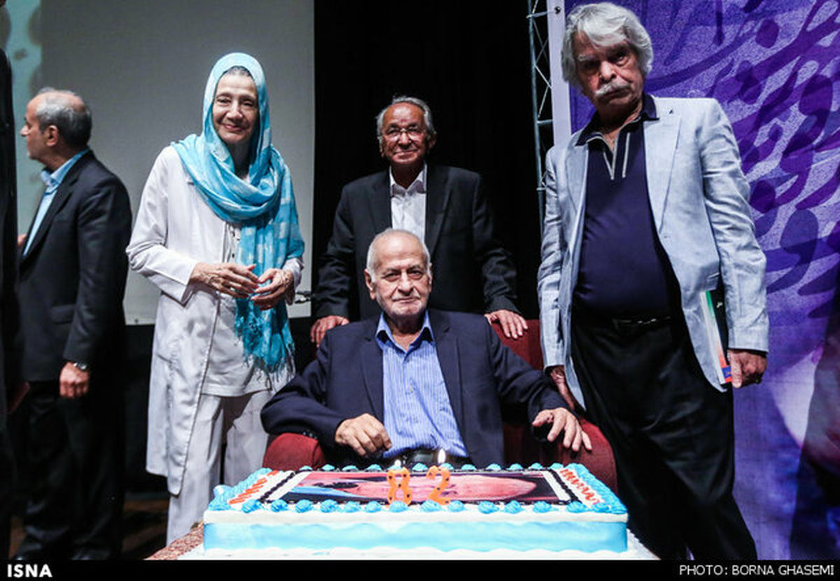 منوچهر والی‌زاده: صدای پرویز بهرام به این زودی‌ها پیدا نمی‌شود