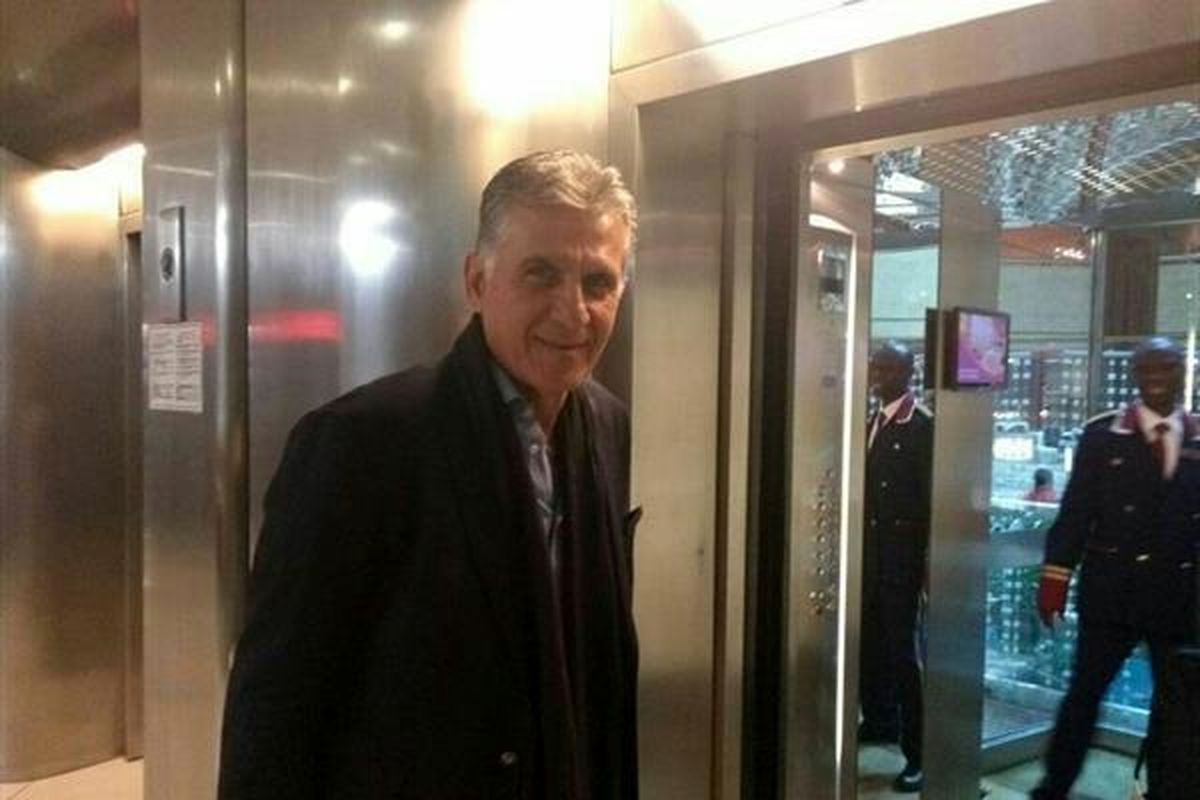کارلوس کی روش وارد روسیه شد