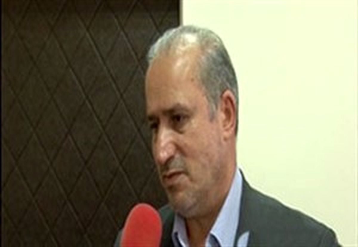 دولت نمی تواند به استقلال و پرسپولیس کمک کند