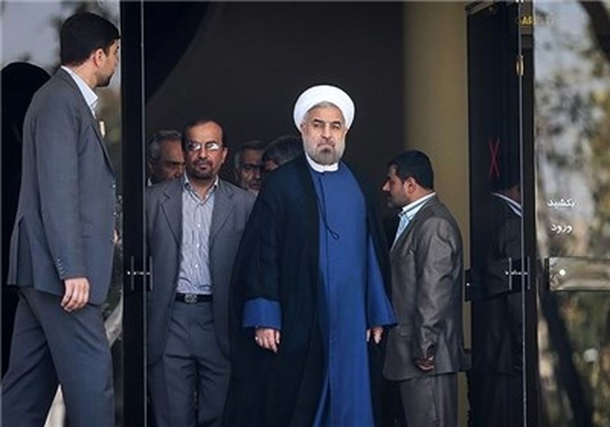 بازگشت اقتصاد به رشد اندک و تورم ۱۵ درصد