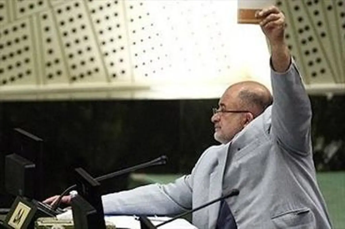 نمایندگان را سرگرم بودجه و ملت را سرگرم سبد کالا کرده‌اند