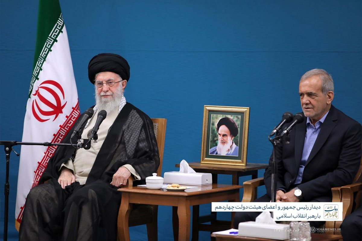 مهمترین نکته رهبر انقلاب در دیدار با رئیس‌جمهور و اعضای هیات دولت