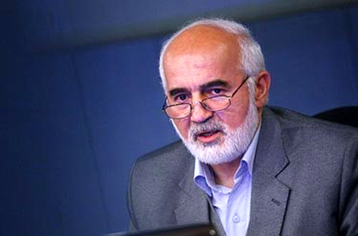 انتقاد توکلی از رفتار احمدی نژاد در وزرات کشور