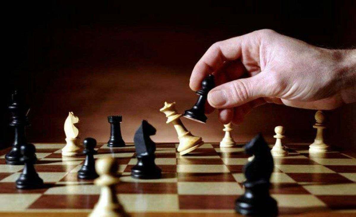 سناریوهای ایران در سال ۹۶ از نگاه تیم حسن روحانی