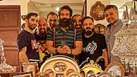 بانی پال شومون و دوستانش در خانه + عکس