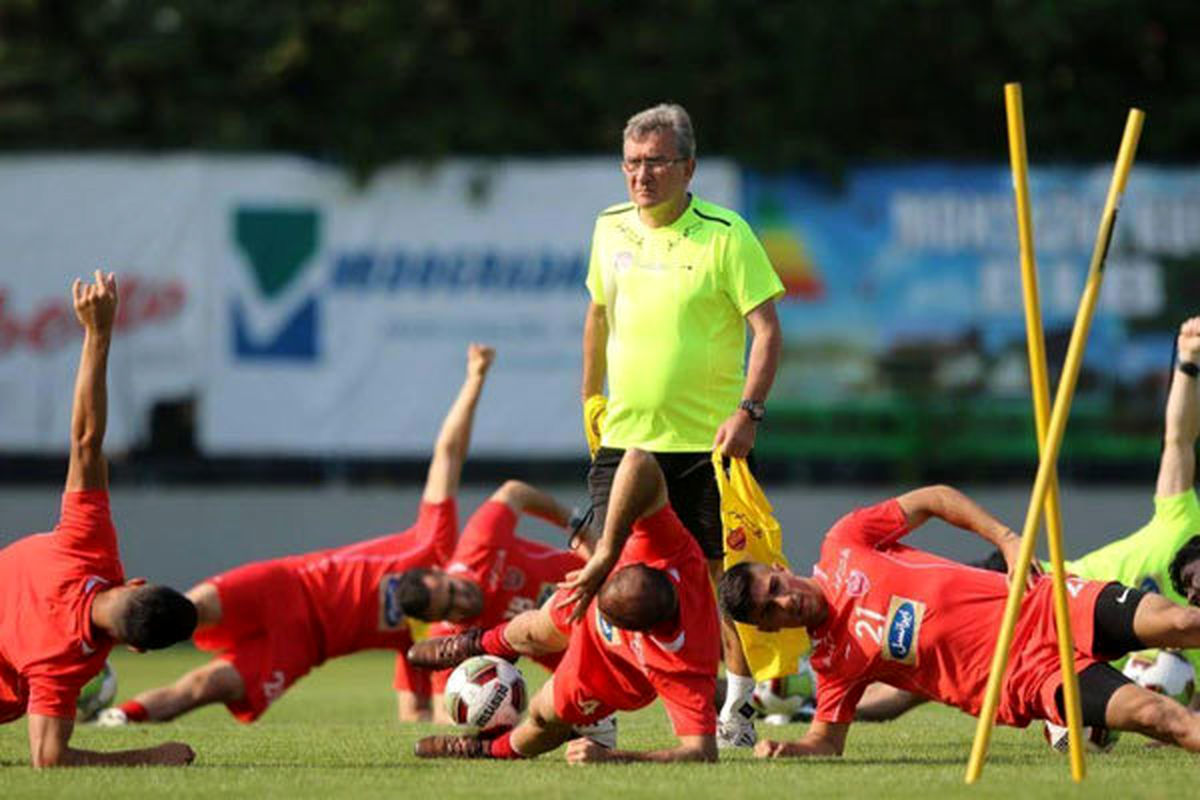 برانکو: به خاطر سروش رفیعی سیستم بازی پرسپولیس را تغییر نمی‌دهیم