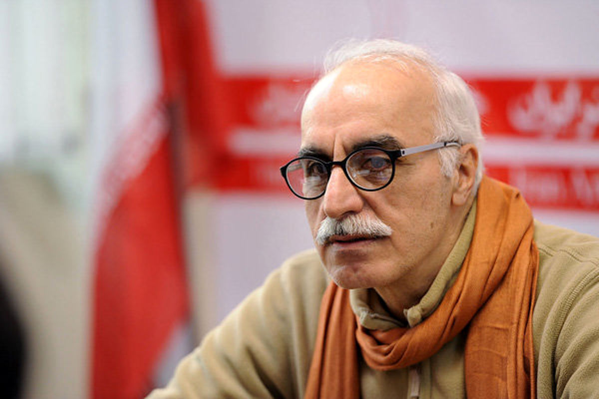 «دهشت و نکبت رایش سوم» را نقد کنید