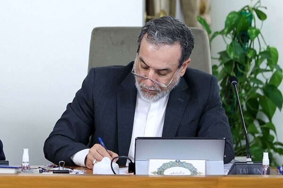 عباس عراقچی به آمریکایی ها پاسخ داد ؛ غنی سازی ادامه دارد !