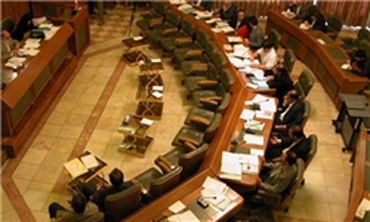 مختاباد: از کمیسیون فرهنگی استعفا می‌دهم