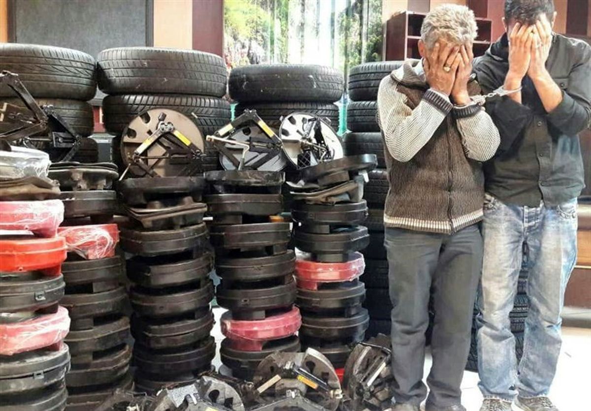 دستگیری سارقان جک های خودرو در پایتخت