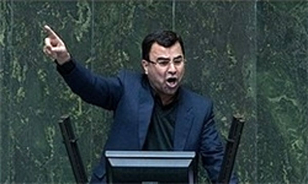 قرائت گزارش حادثه۲۲ بهمن قم حق مجلس است