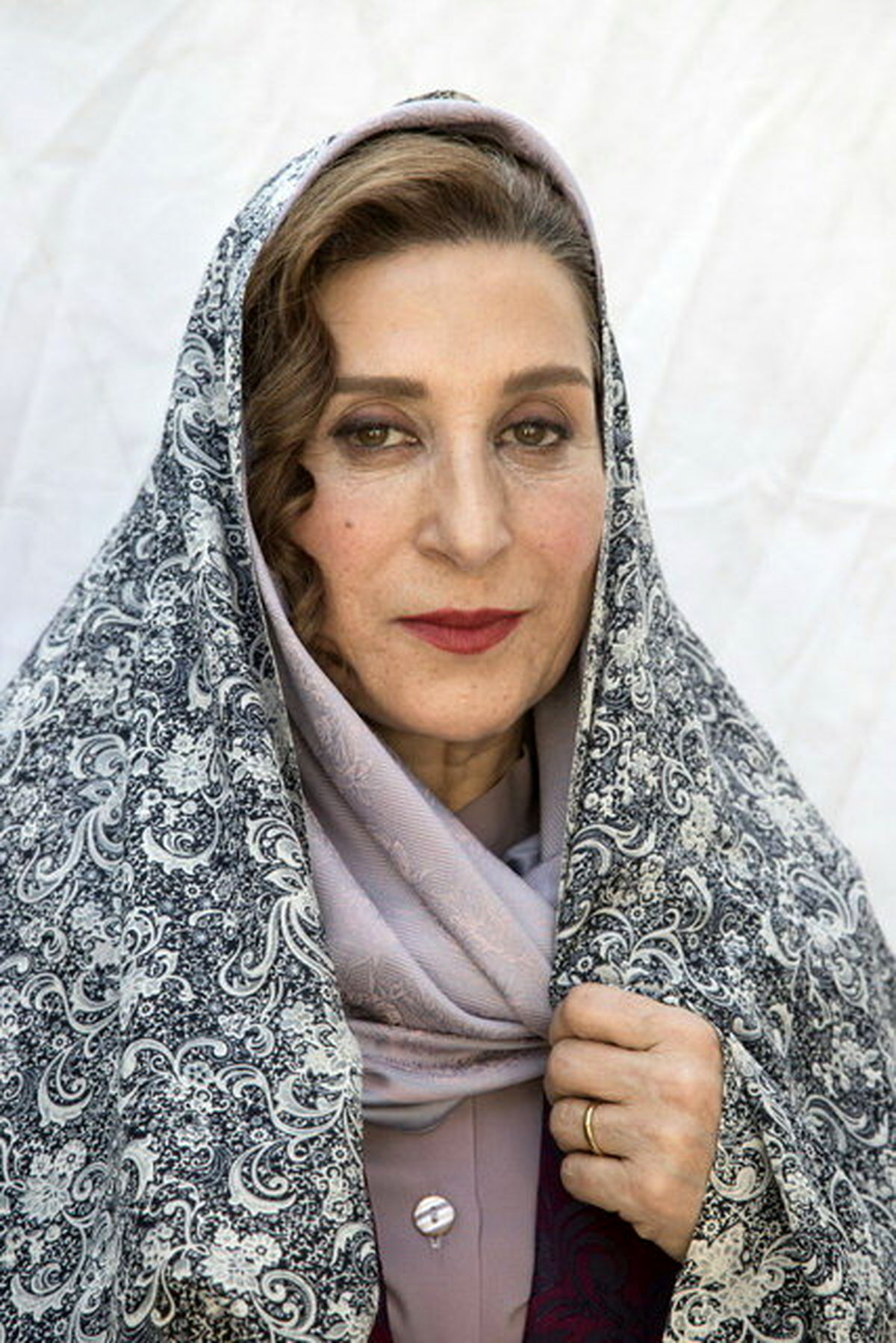 گریم متفاوت معتمدآریا در «جان دار» 
