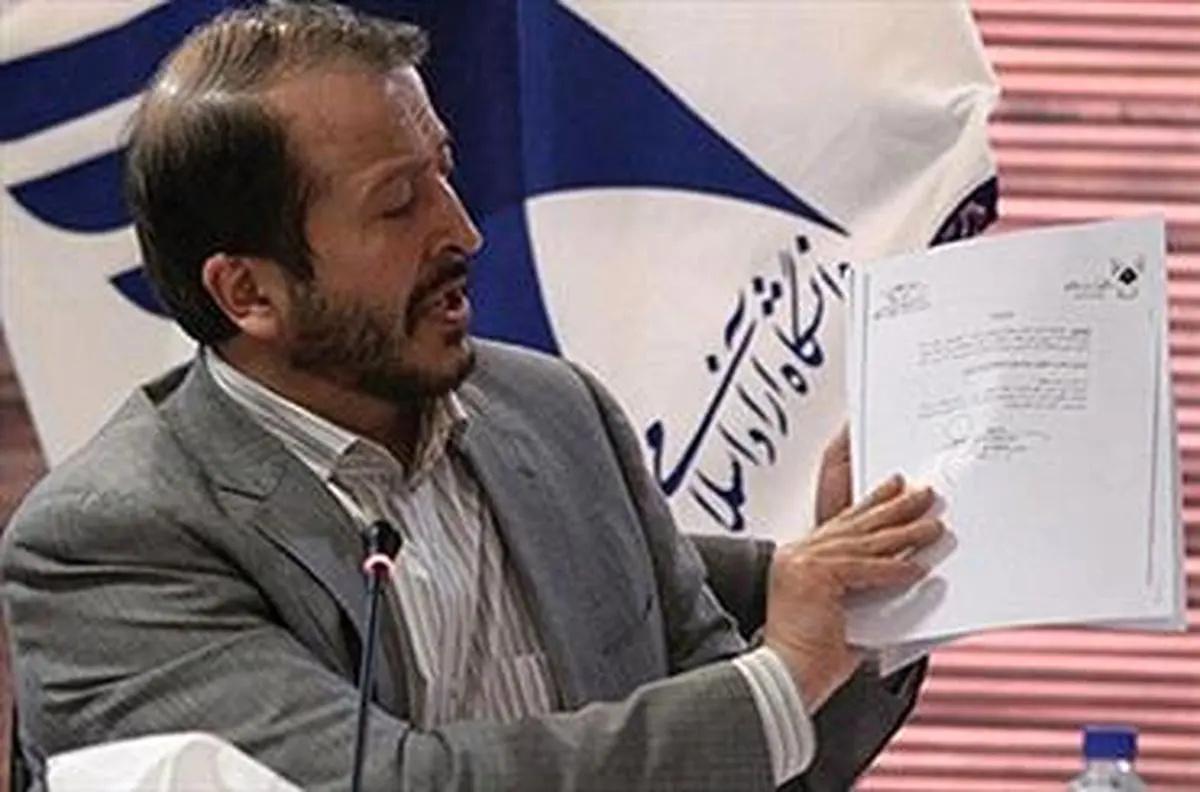 توفیقی: صورتجلسه درباره عزل فرهاد دانشجو وجود ندارد