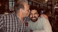 بوسه بازیگر مشهور در یکی از رستوران های تهران + عکس