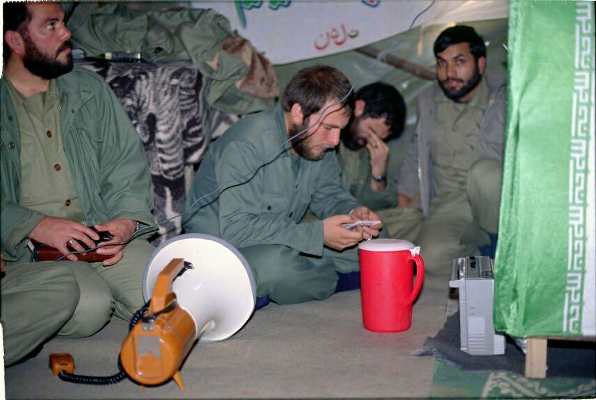 جناب قالیباف! رفقای خودت کم خورده اند؟
