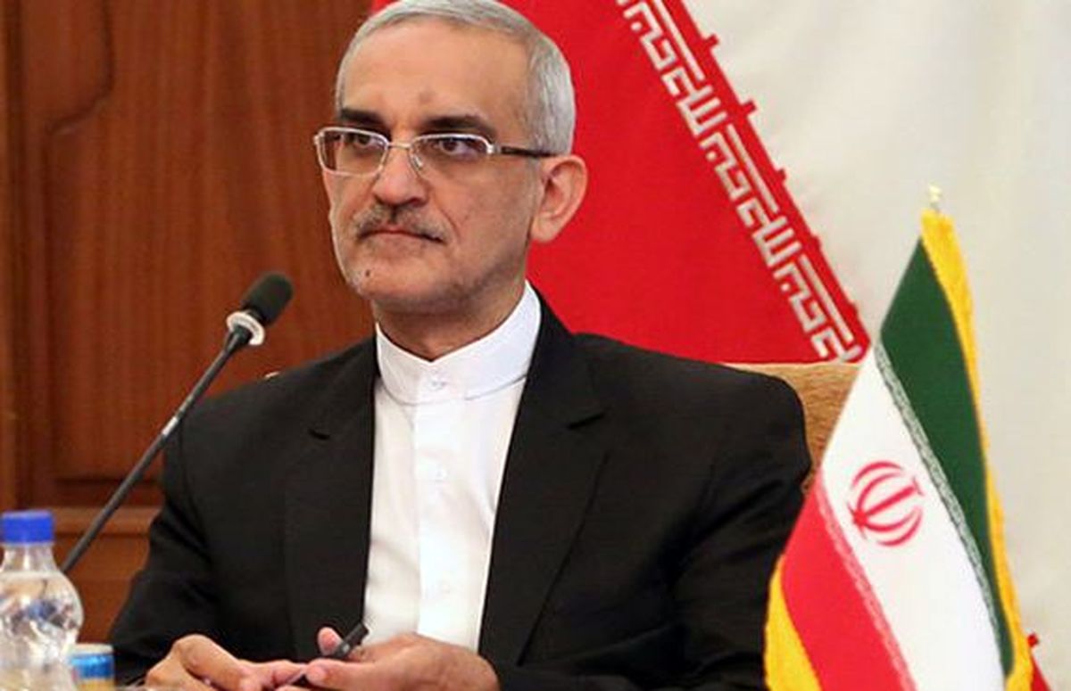 مانع استعفای آخوندی شدم