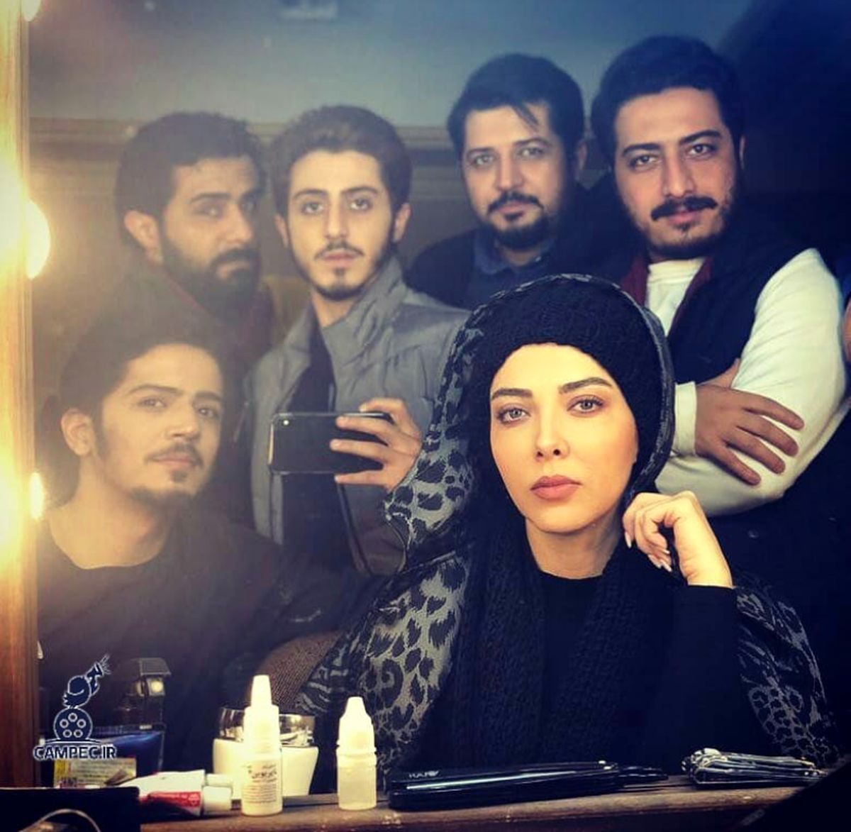 عکس قهرمانان سریال گاندو در پشت صحنه